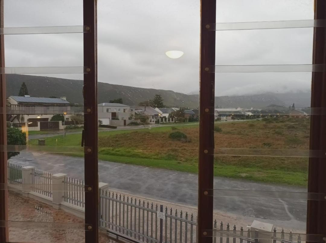 Hermanus At Home Exterior photo
